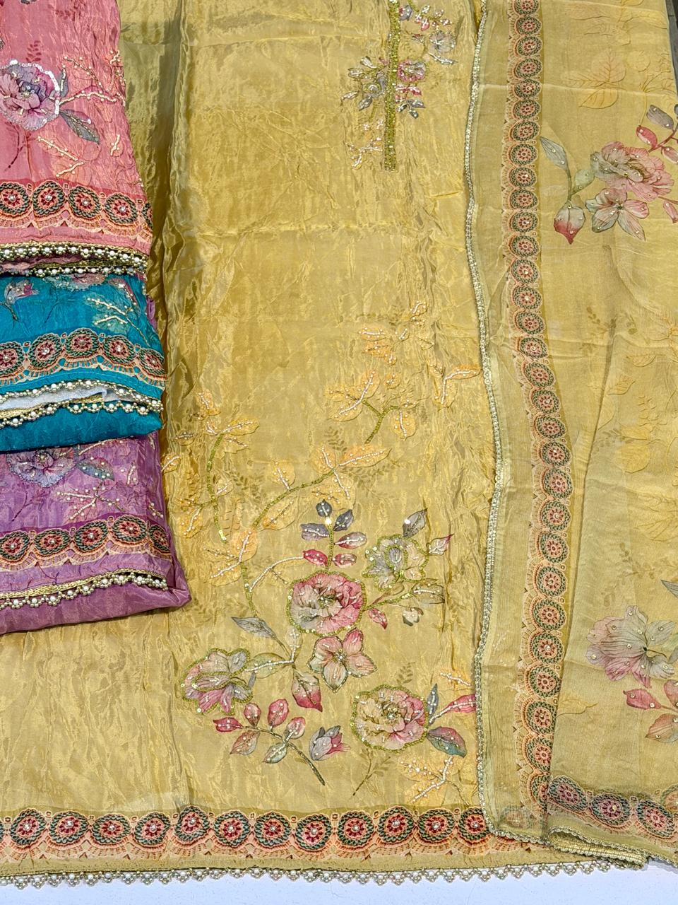 SIARA UNSTITCHED ORGANZAFOUR MATCHING SUIT 4