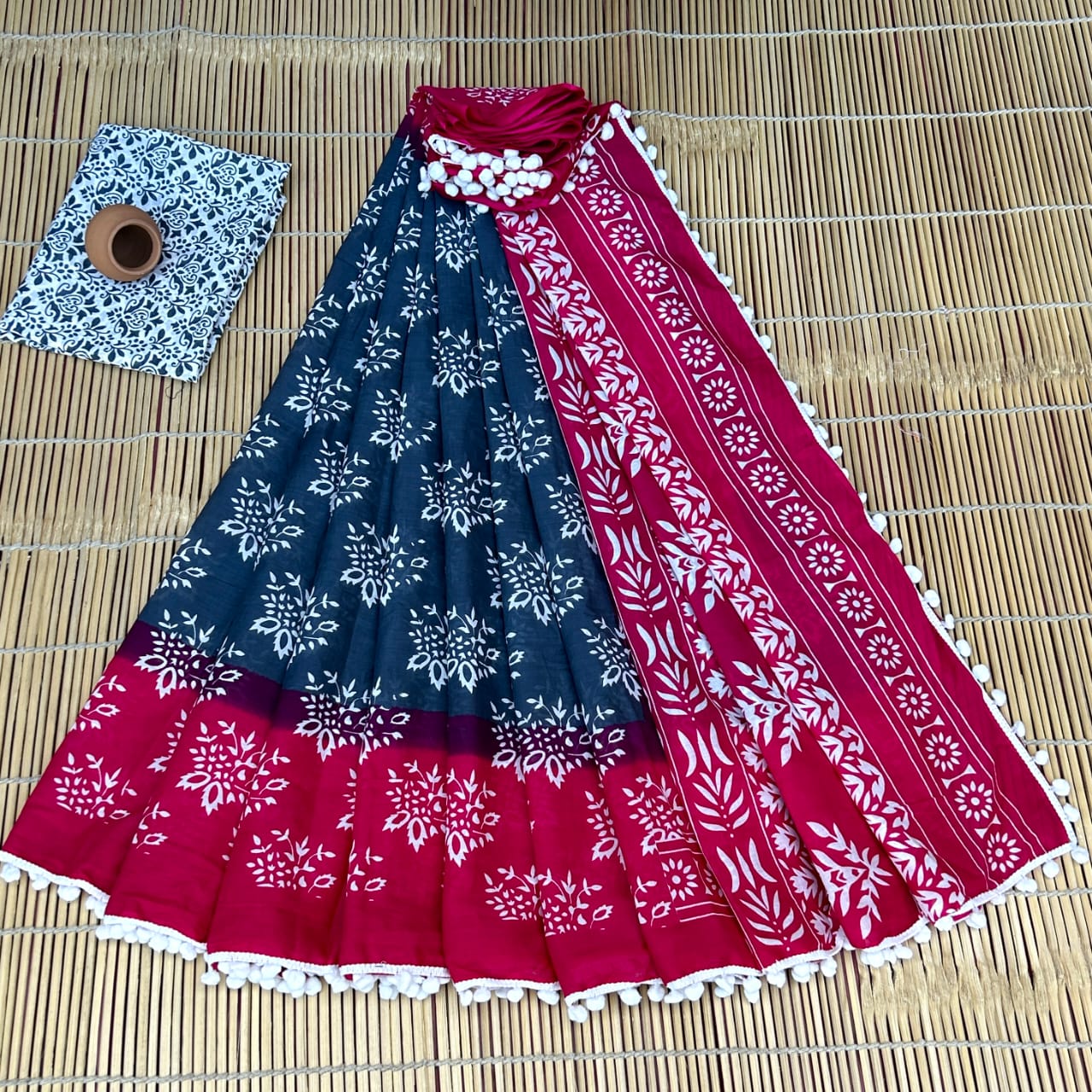 BAGRU PRESENT BLOCK PRINT SAREE WITH POMPOM 2