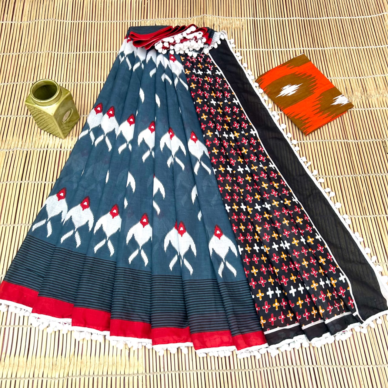BAGRU PRESENT BLOCK PRINT SAREE WITH POMPOM 17