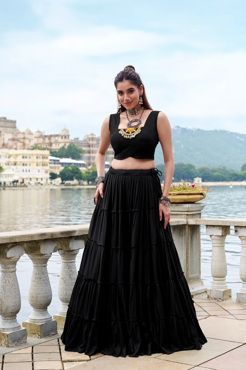 A New Traditional Navratri Lehenga Choli with Gamti and Mirror work Series  Rajudi 1662 15