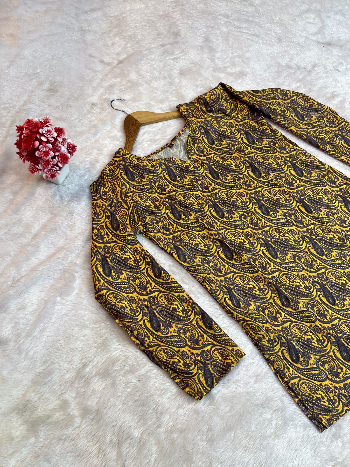 "Trending Short Top: Best Choice for Office and Daily Use" 3