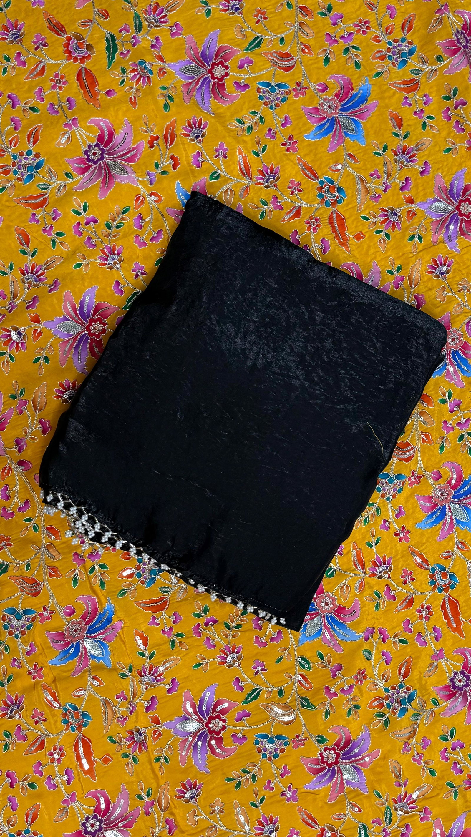 NEW COLLCETION FANCY LIGHT WEIGHT WEIGTLESS SAREES BY DG 12