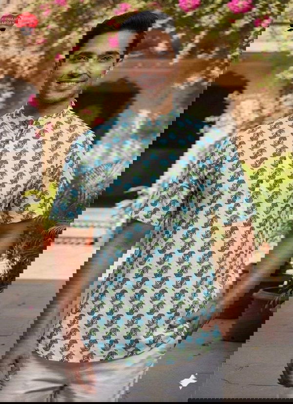 Men’s Summer Short Kurta in Printed Cotton – Half Sleeve