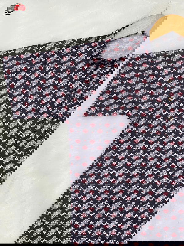 Stylish Men’s Short Kurta in Printed Cotton Fabric