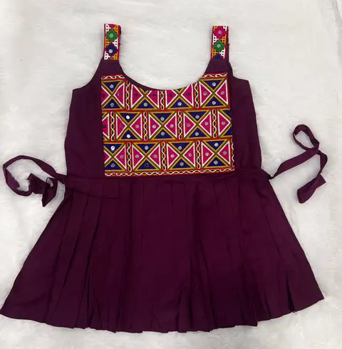 Navratri Garba Special sleeveless short top 4