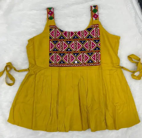 Navratri Garba Special sleeveless short top 2