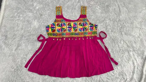 Trending Navratri Short Top 2026 5