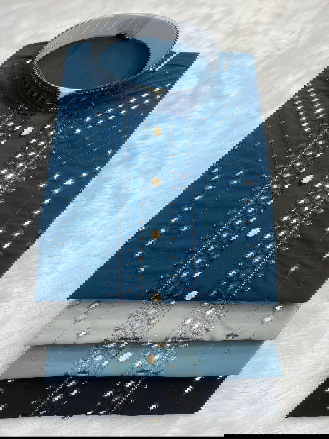 Men’s Armaani Lachko Embroidered Kurta Pyjama Set – Premium Ethnic Wear 1