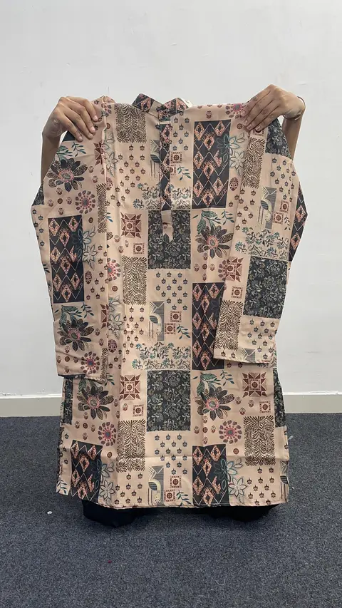 Traditional Printed Kurta Pyjama for Men 3