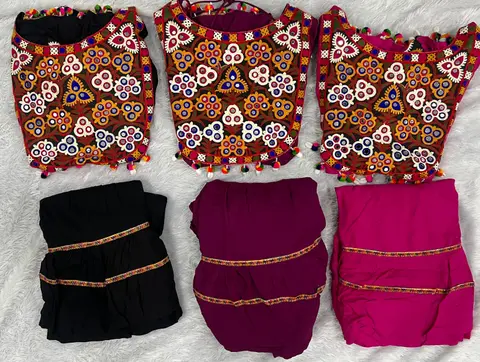 ready to wear 2 piece set, Gamthi work top skirt set 2