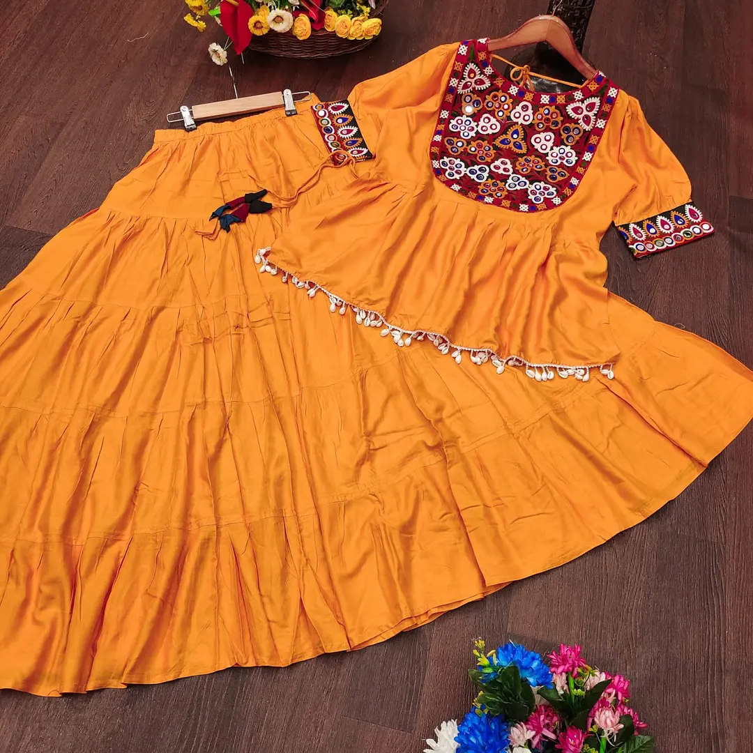 Women's Ready-to-Wear Navratri 2-piece Skirt & Top Set 1