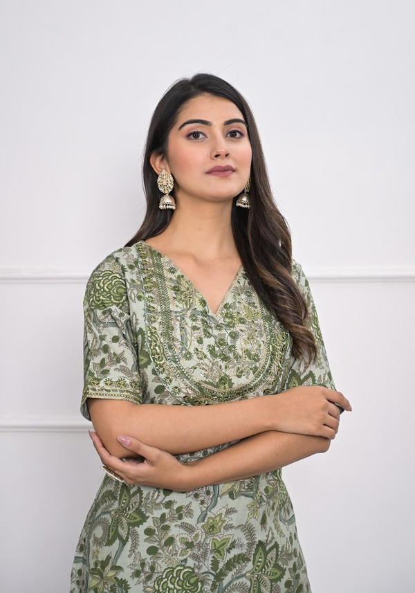 TANISHA MAYRA 1001 TO 1006 DESIGNER KURTI WHOLESALER IN INDIA