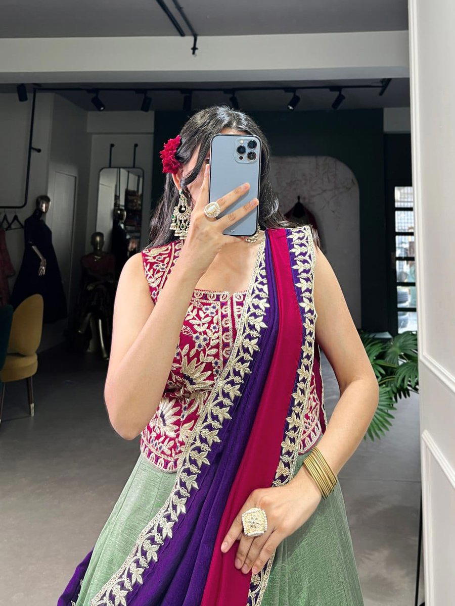 LNB 1421 SGN DESIGNER SILK LEHENGA CHOLI WHOLESALER IN INDIA 1