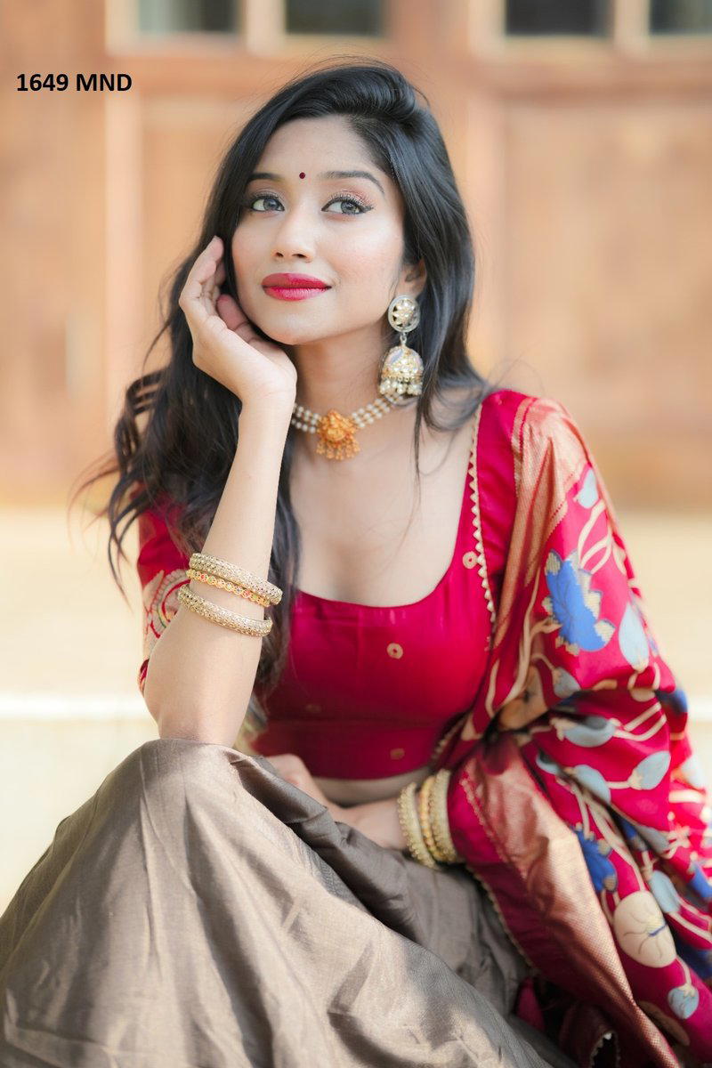 AAWIYA 1649 MND TRADITIONAL LEHENGA CHOLI WHOLESALER IN INDIA 1