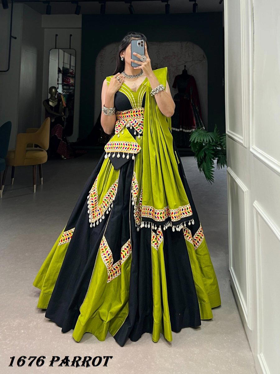 AAWIYA 1676 PARROT TRADITIONAL LEHENGA CHOLI WHOLESALER IN INDIA 1