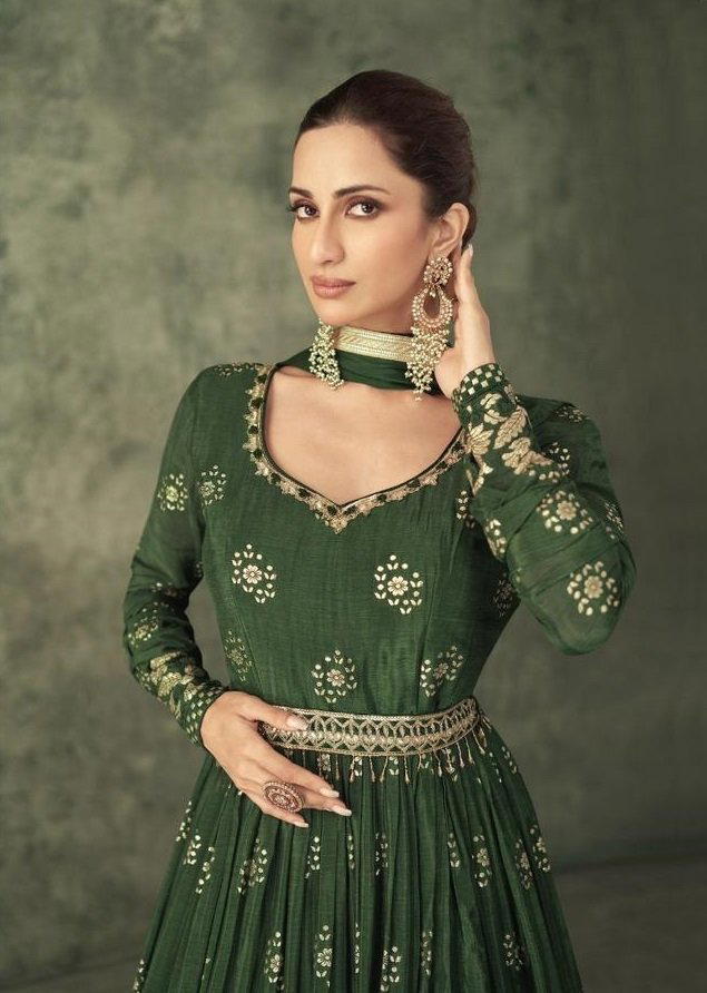 SAYURI MULTIPLES DESIGNER GOWN WHOLESALER IN SURAT 1