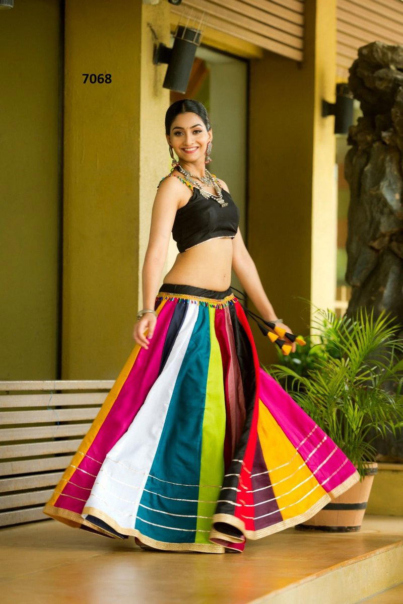 AAWIYA 7068 TRADITIONAL LEHENGA CHOLI WHOLESALER IN INDIA 1
