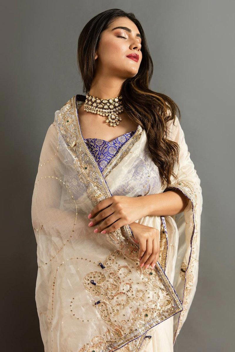 BT BT1250 DESIGNER SILK SAREE WHOLESALER IN SURAT 1