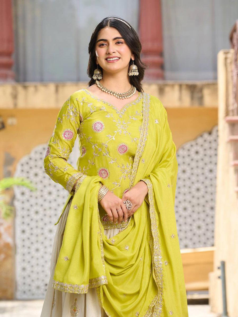 CHAKORI BY PC DESIGNER CHINON LEHENGA WHOLESALER IN INDIA 1