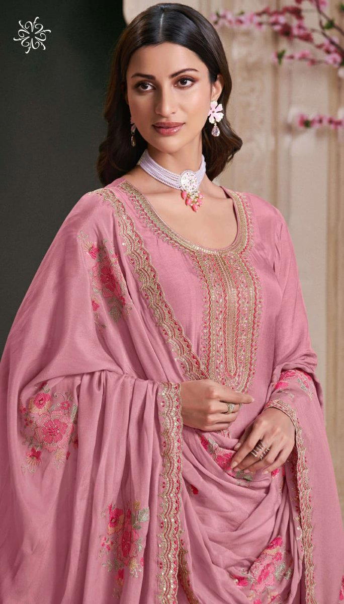 DN 73051 BY VINAY FAISHON DESIGNER SALWAR KAMEEZ WHOLESALER IN INDIA 1