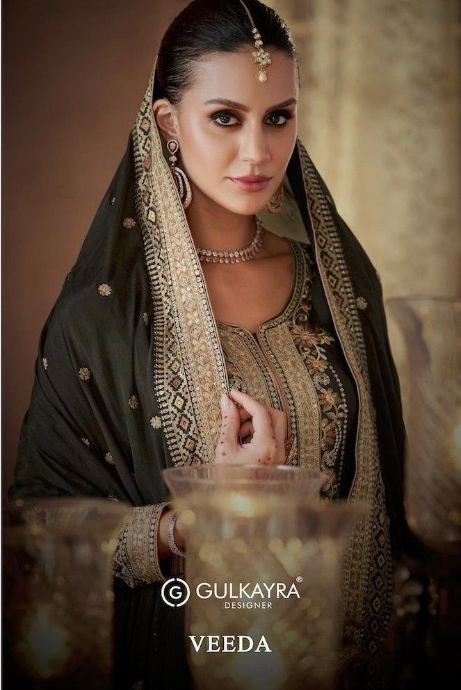 GULKAYRA VEEDA 7411 TO 7414 DESIGNER PAKISTANI SALWAR SUIT WHOLESALER IN SURAT 1