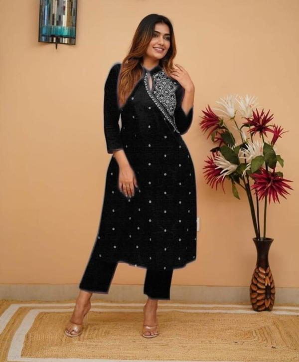 CHAHAT BY MAHEK KURTIS DESIGNER EMBROIDERY TOP & PENT WHOLESALER IN SURAT
