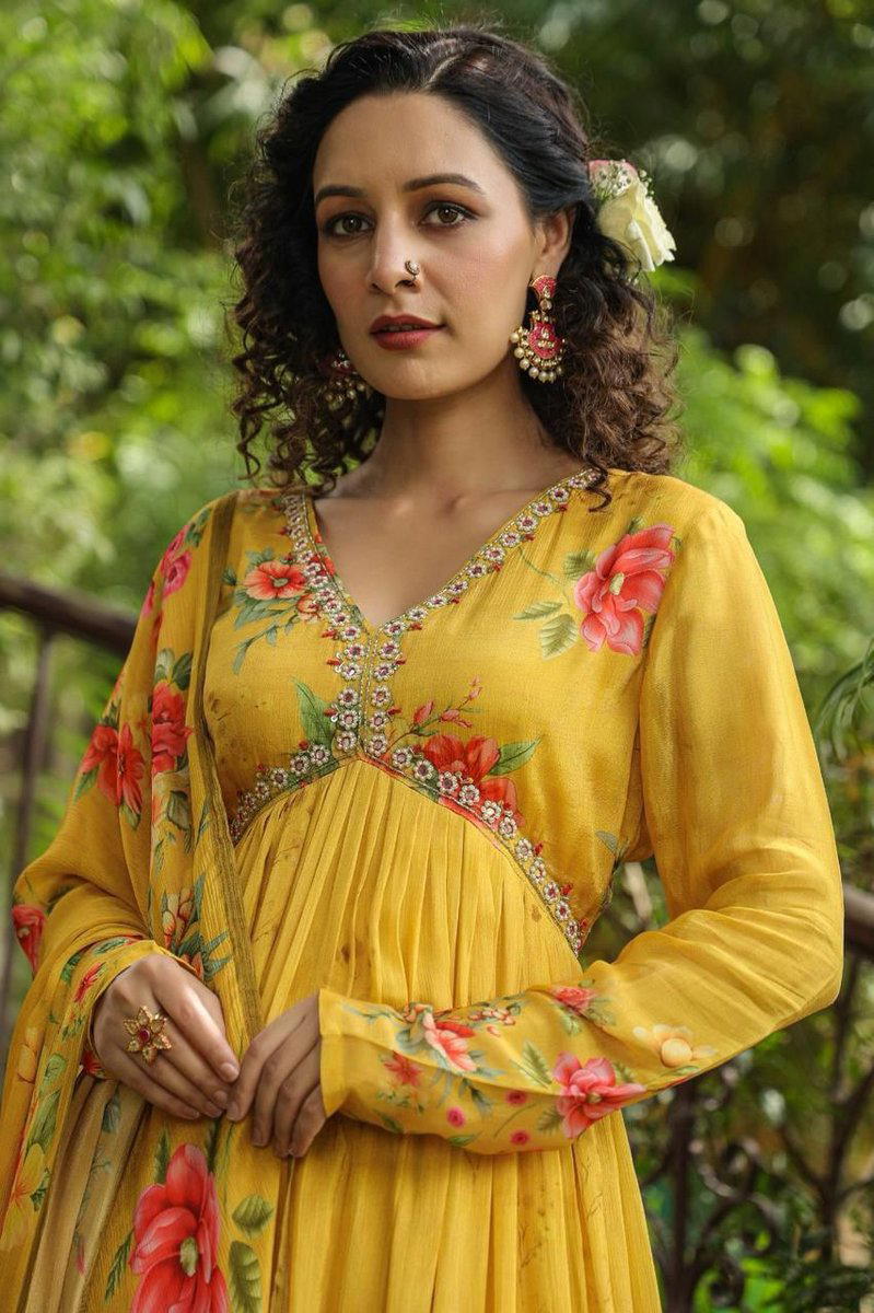 YELLOW ROSE BY MAHEK KURTIS DESIGNER KURTI WITH SARARA & DUPPATTA WHOLESALER IN SURAT 1
