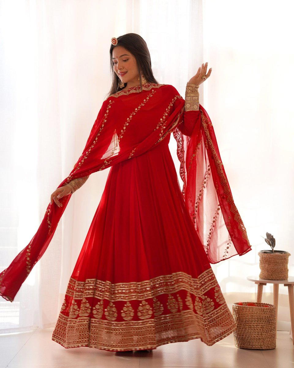 ARYA TF-321 DESIGNER GOWN WHOLESALER IN INDIA 1