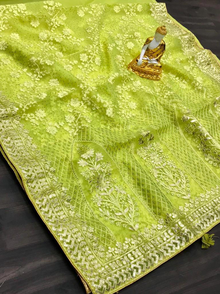MAHESWARI BY RAJ MANDIR HEAVY ORGANZA SILK MANUFACTURER IN SURAT 1