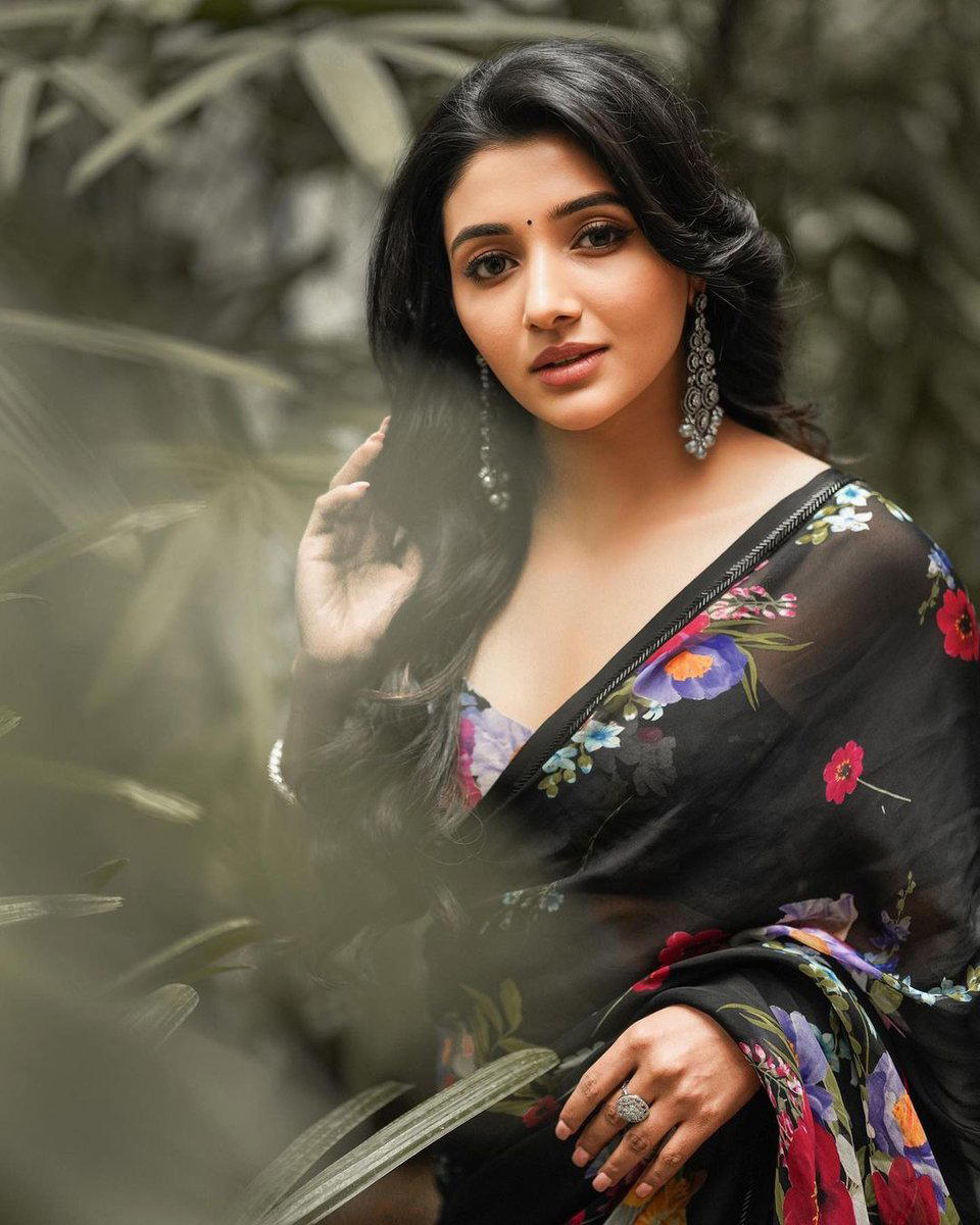 BT 393 BY SAGAR IMPEX DESIGNER BOLLYWOOD GEORGETTE SAREE WHOLESALER IN INDIA 1