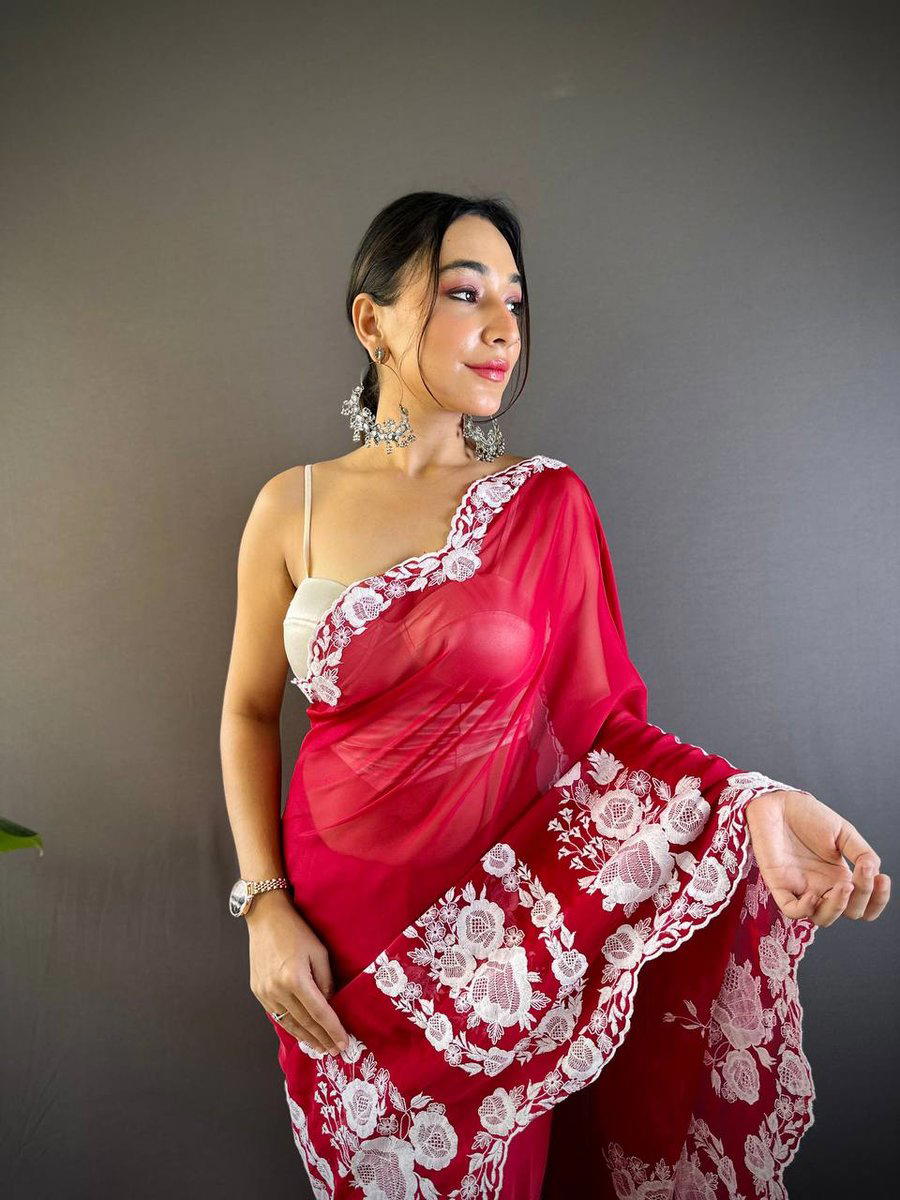 BT 3130 BY BT DESIGNER BOLLYWOOD SILK SAREE WHOLESALER IN INDIA 1