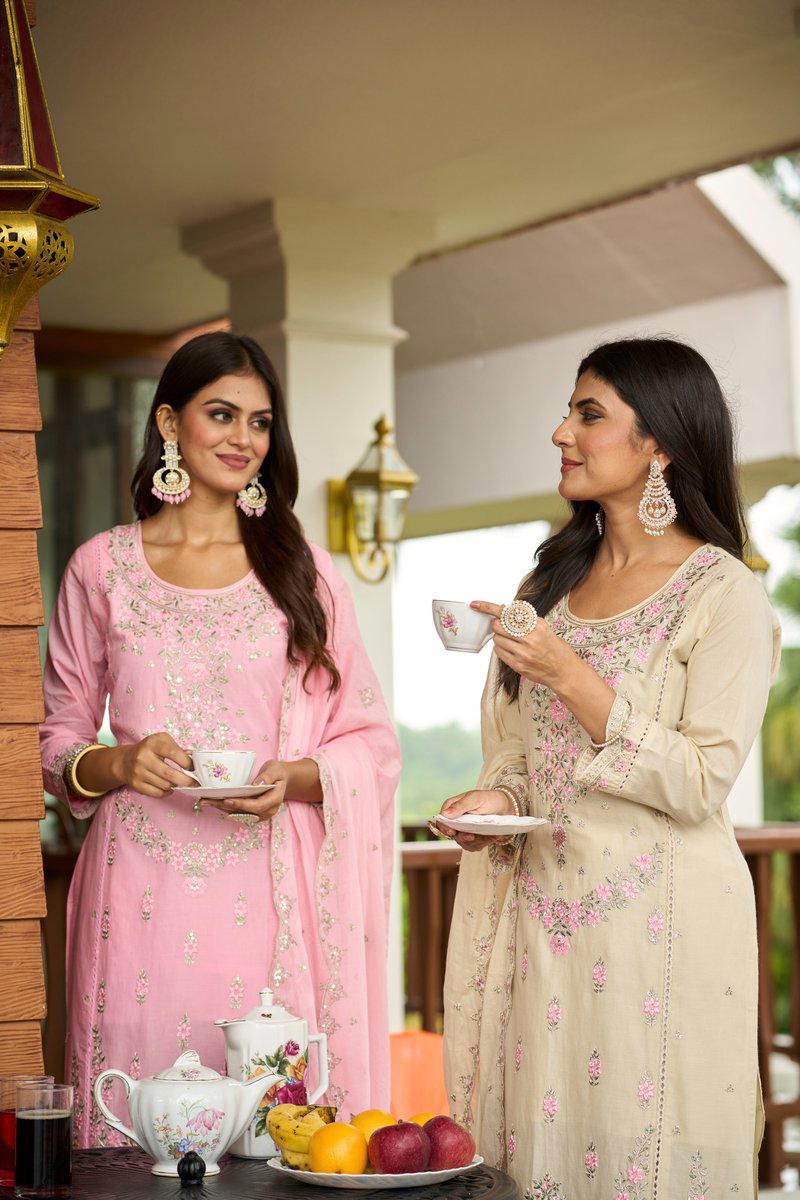 D.NO 1003AB BY AASYHA DESIGNER COTTON SALWAR SUIT WHOLESALER IN INDIA 1