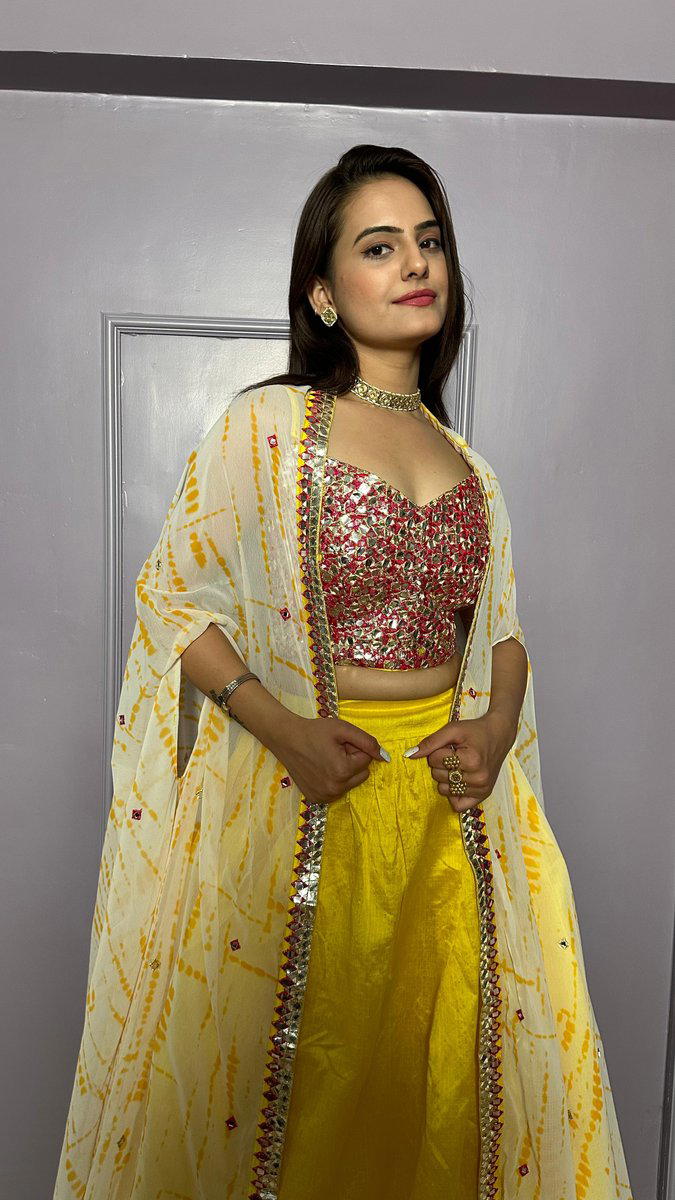 HM1095 BY FB DESIGNER SILK LEHENGA CHOLI WHOLESALER IN INDIA 1