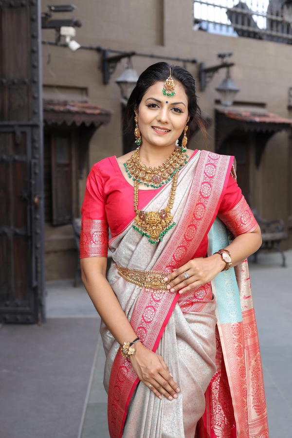GK VOL 11 BY GK TRENDZ DESIGNER SOFT SILK SAREE WHOLESALER IN INDIA
