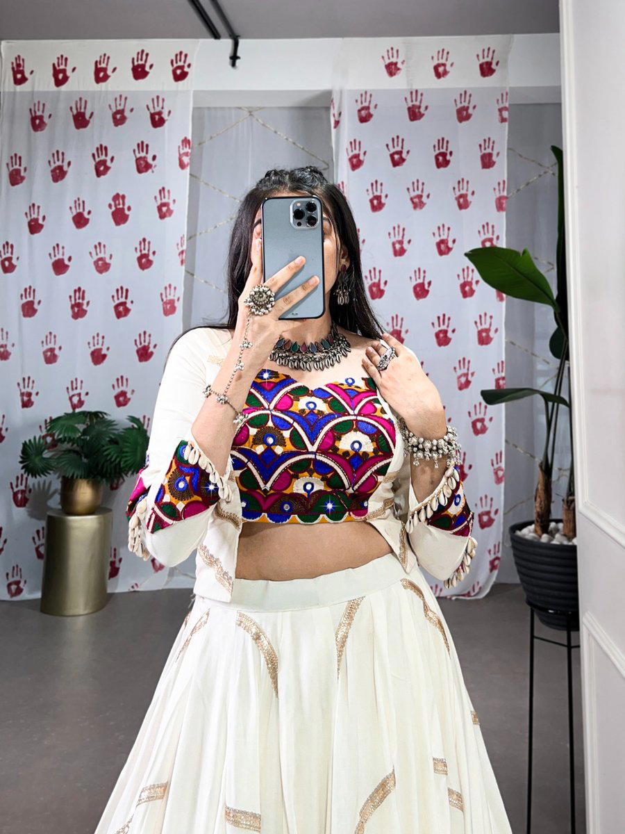 NNK1625WHT BY SAGAR IMPEX DESIGNER RAYON LEHENGA CHOLI WHOLESALER IN INDIA 1