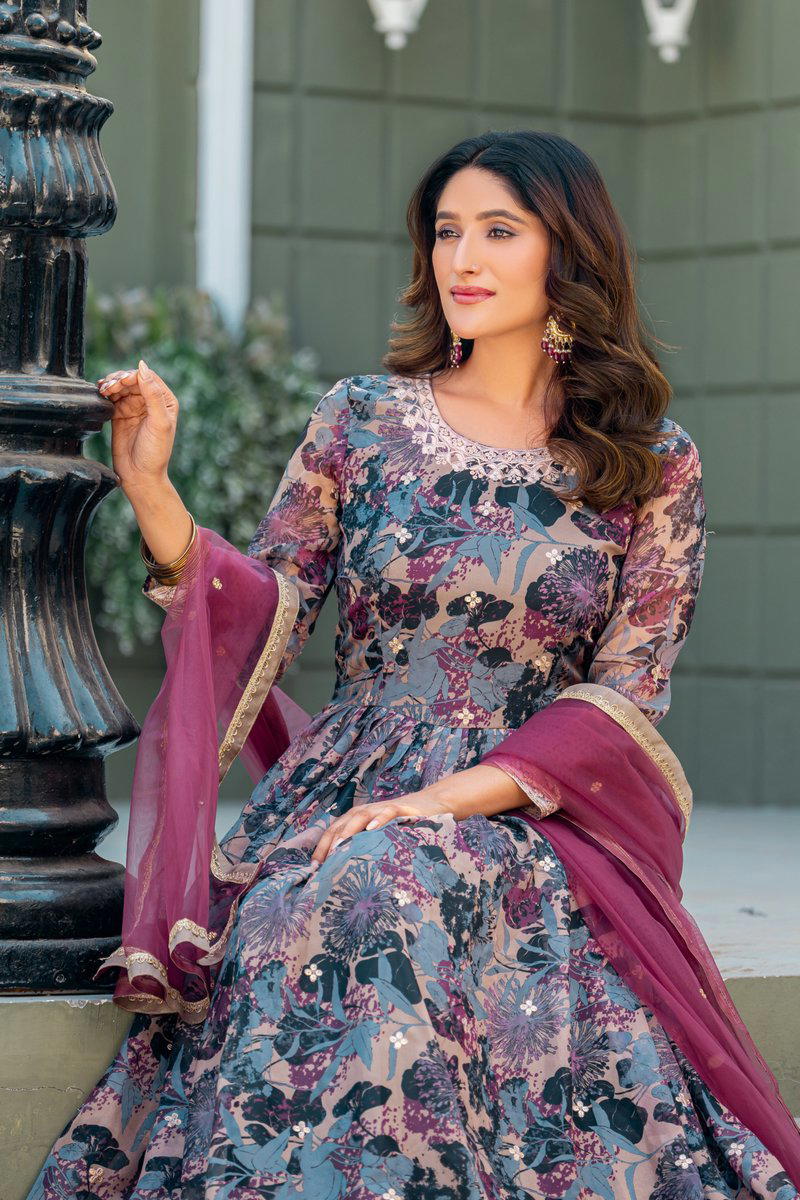 DF 3 BY DANI CREATION DESIGNER SILK GOWN WHOLESALER IN INDIA 1