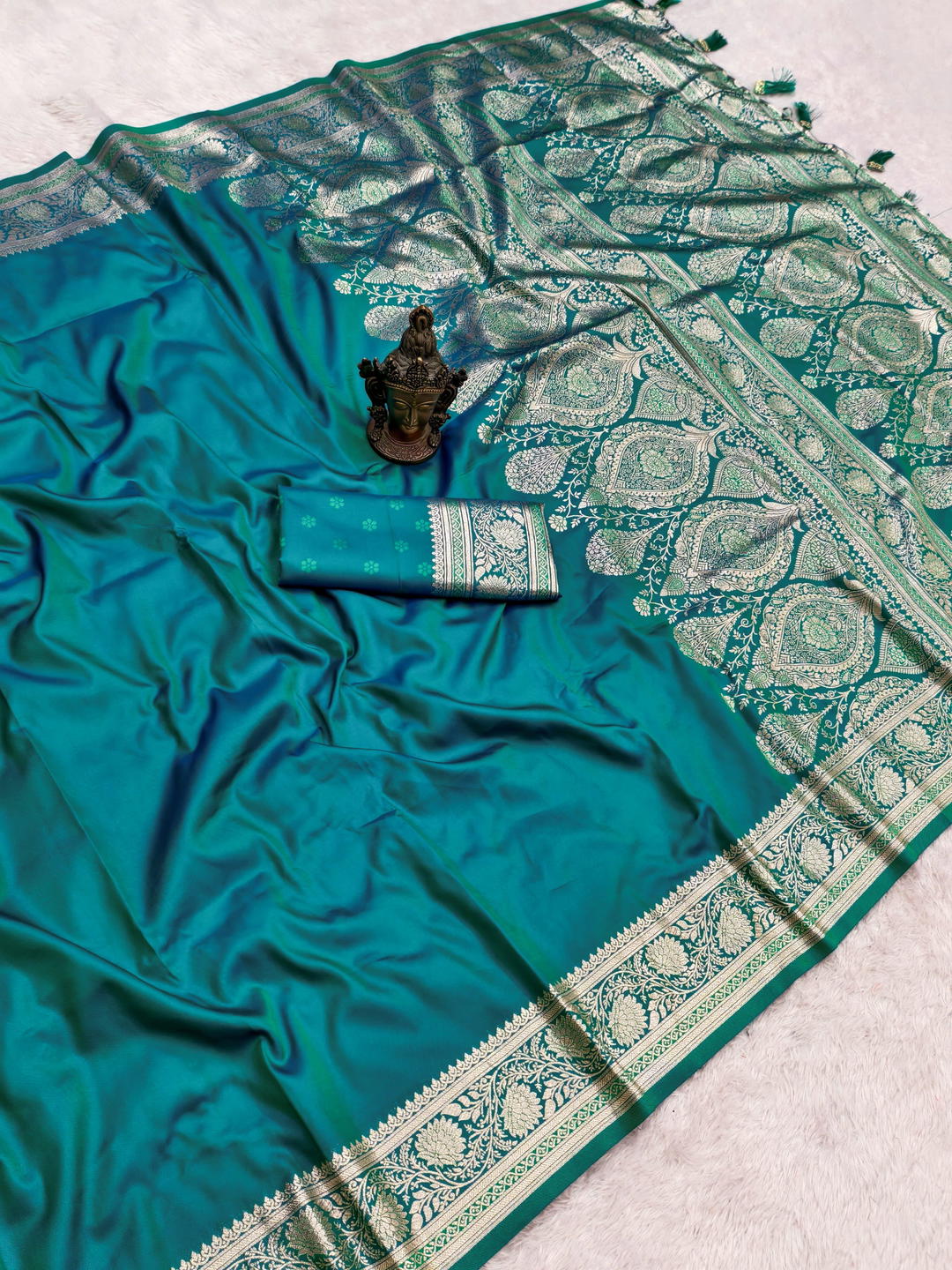 Vamika By Gk Trendz Designer Premium Silk Saree Wholesaler In India 1