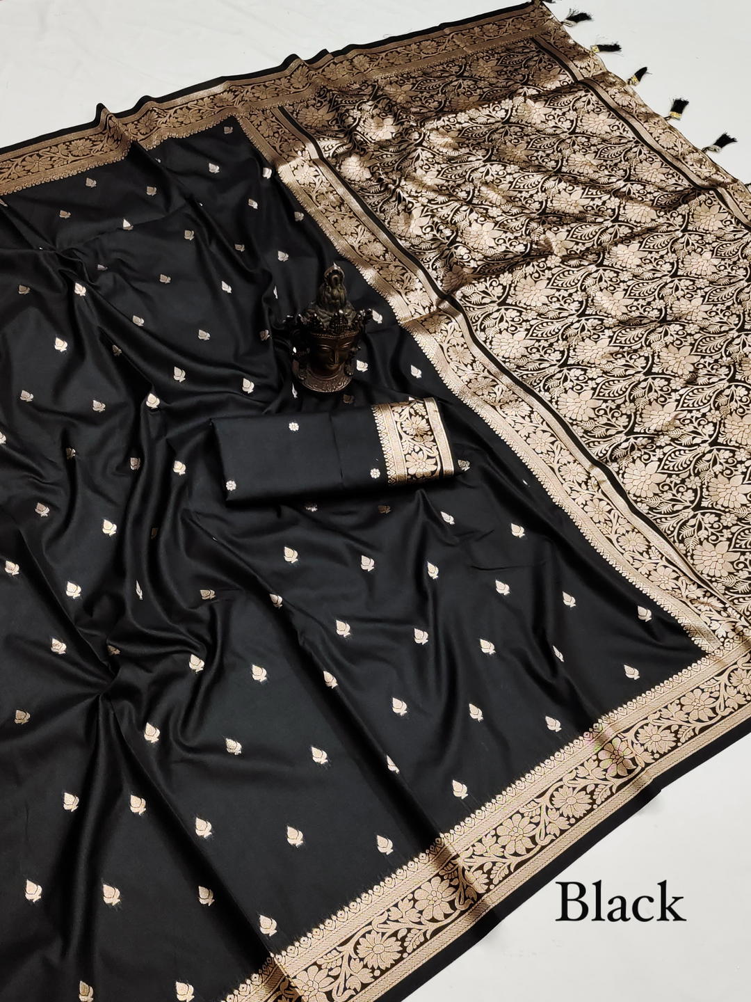 Rashmika By Gk Trendz Designer Premium Silk Saree Wholesaler In India 1