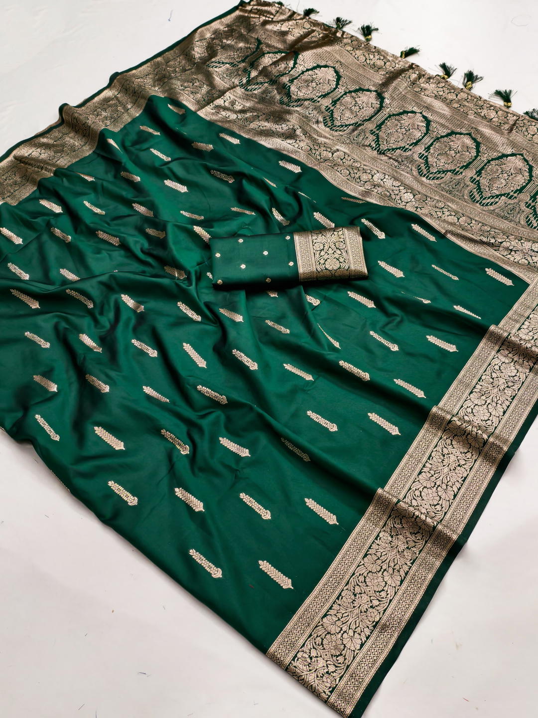 Trishul By Gk Trendz Designer Premium Silk Saree Wholesaler In India 1