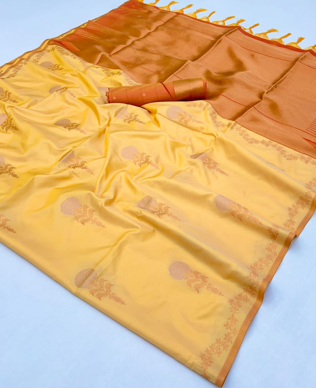 Kirtan By Saumeel Tex Designer Premium Saree Wholesaler In India 1