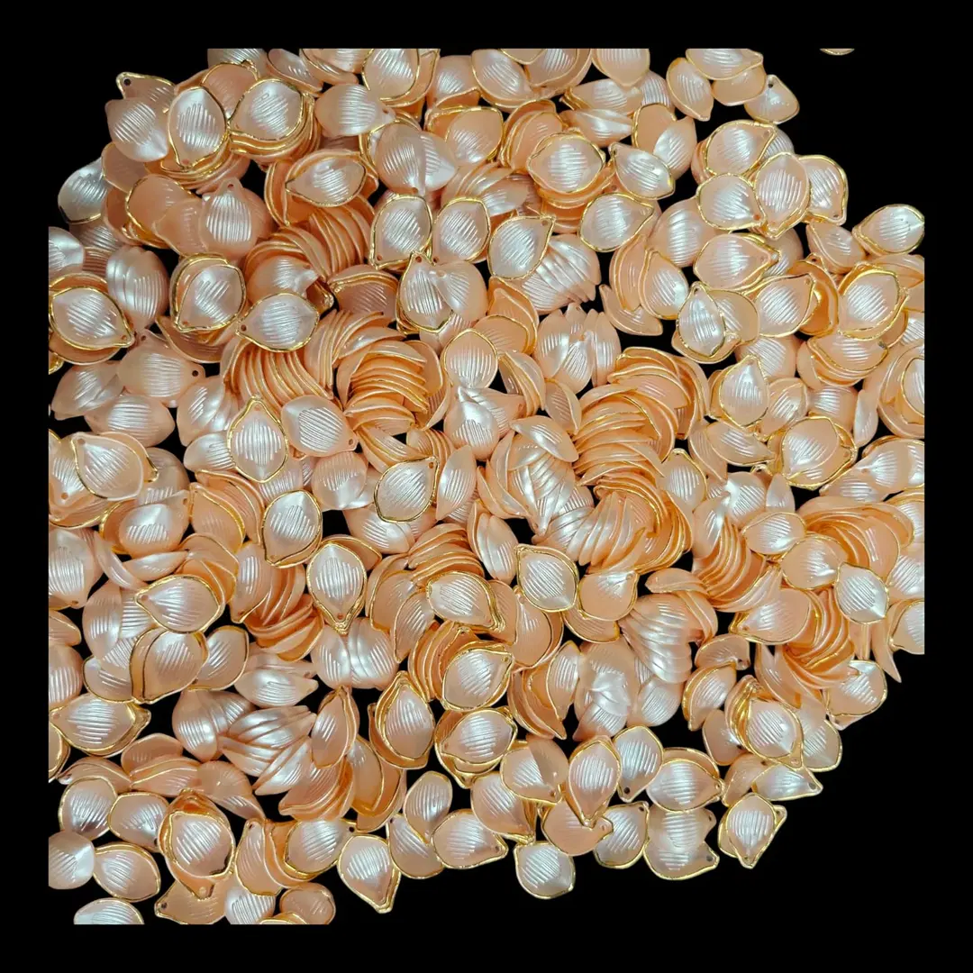 Pearl Petals_06 1