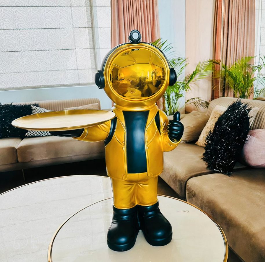 Astronaut With Tray 2