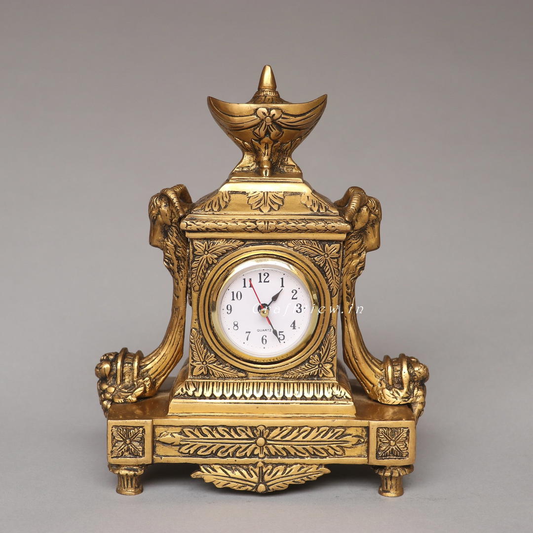 Brass Clock Tabletop Décor 16 Pieces 1