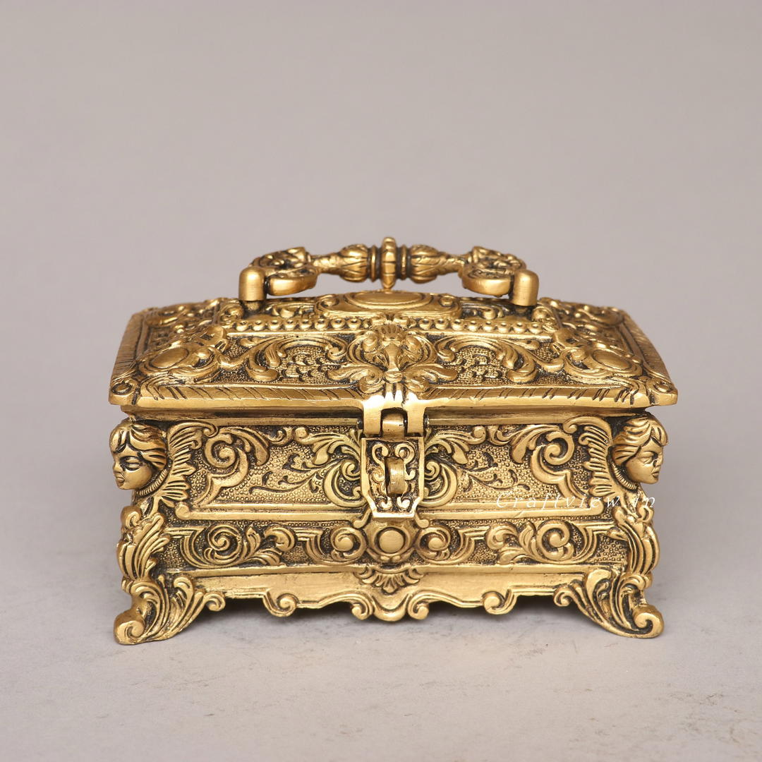 Brass Decorative Jewelry Box: A Timeless Treasure 1