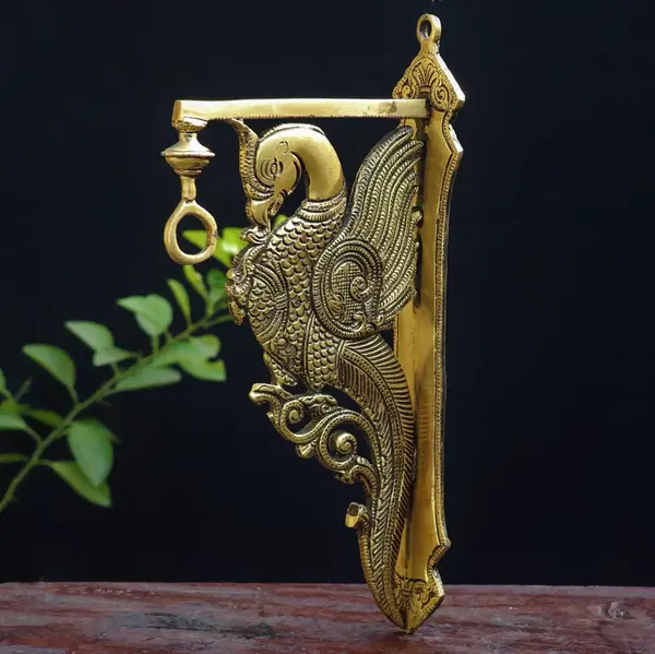 Brass Peacock Bracket Ascents