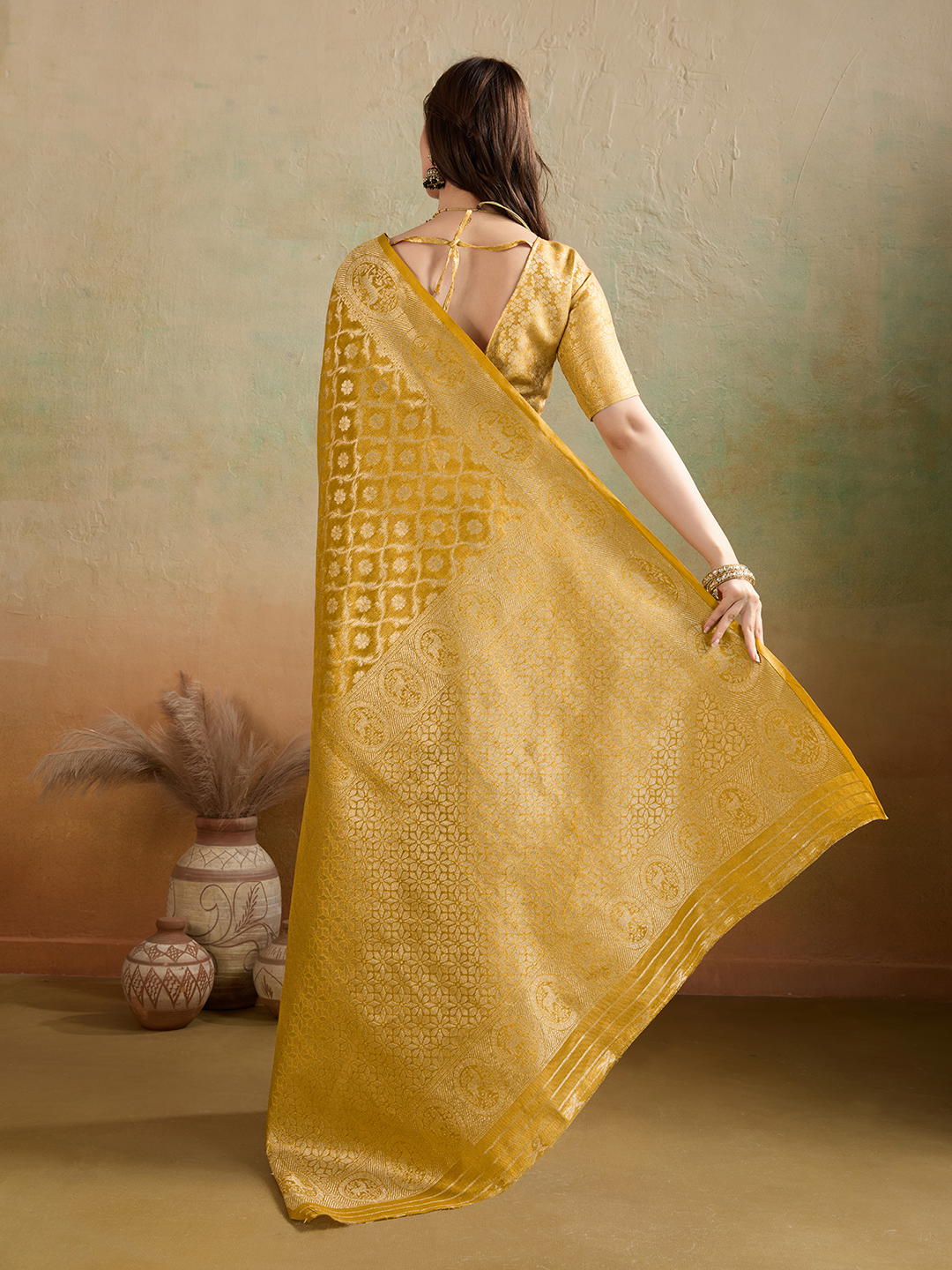 BFM Woven, Embellished Banarasi Tissue Saree 1
