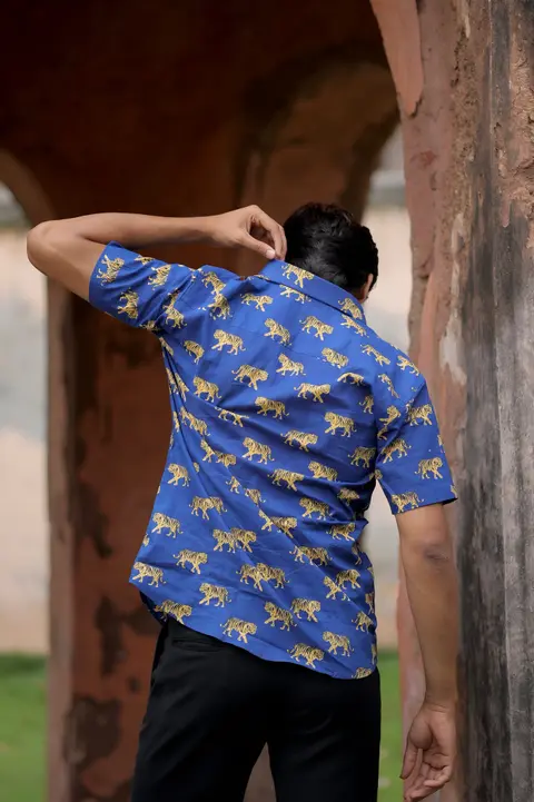 SUNEHRA BAAGH - HALF SLEEVES SHIRTS